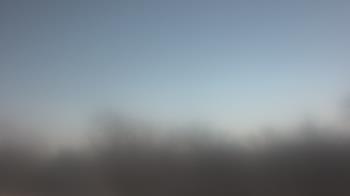 Weather camera view of Lincoln Elementary School.