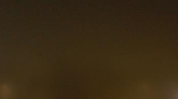 Weather camera view of Lincoln Elementary School.