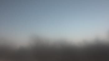 Weather camera view of Lincoln Elementary School.