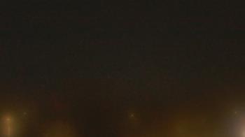 Weather camera view of Lincoln Elementary School.