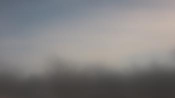 Weather camera view of Lincoln Elementary School.