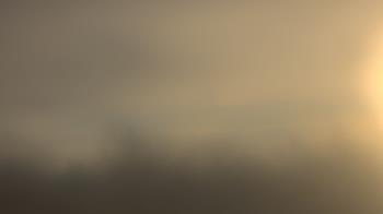 Weather camera view of Lincoln Elementary School.