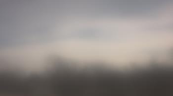 Weather camera view of Lincoln Elementary School.