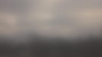 Weather camera view of Lincoln Elementary School.