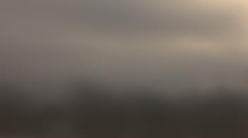 Weather camera view of Lincoln Elementary School.