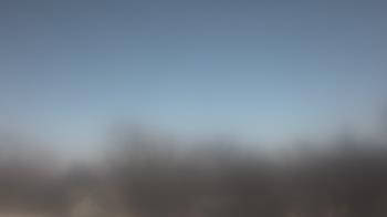 Weather camera view of Lincoln Elementary School.