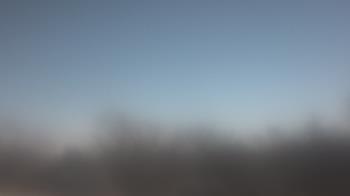 Weather camera view of Lincoln Elementary School.