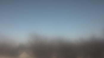 Weather camera view of Lincoln Elementary School.