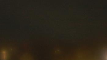 Weather camera view of Lincoln Elementary School.