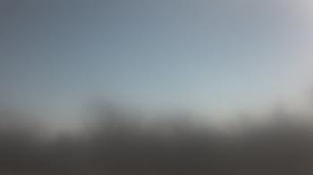 Weather camera view of Lincoln Elementary School.