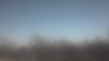 Weather camera view of Lincoln Elementary School.