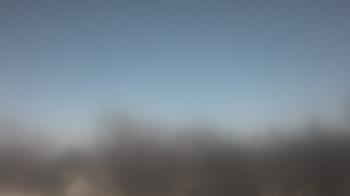 Weather camera view of Lincoln Elementary School.