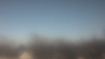 Weather camera view of Lincoln Elementary School.