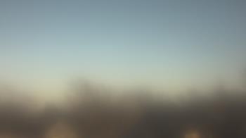 Weather camera view of Lincoln Elementary School.