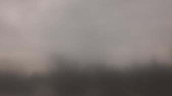 Weather camera view of Lincoln Elementary School.