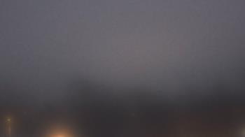 Weather camera view of Lincoln Elementary School.