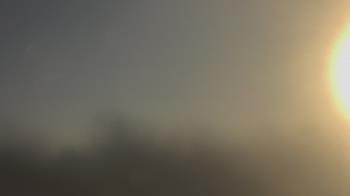 Weather camera view of Lincoln Elementary School.