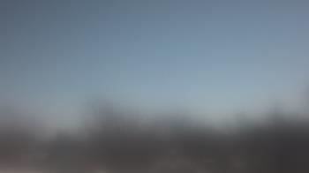 Weather camera view of Lincoln Elementary School.