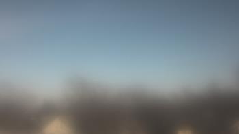 Weather camera view of Lincoln Elementary School.