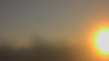 Weather camera view of Lincoln Elementary School.