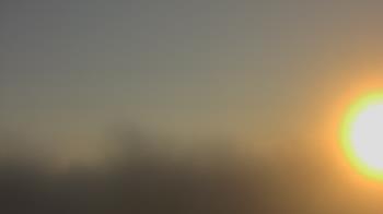 Weather camera view of Lincoln Elementary School.