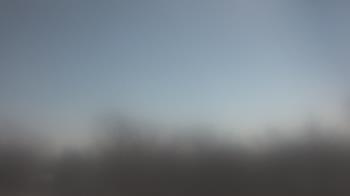 Weather camera view of Lincoln Elementary School.