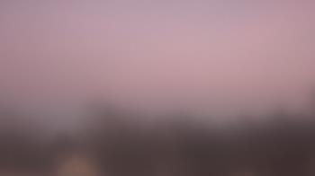 Weather camera view of Lincoln Elementary School.