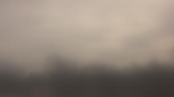 Weather camera view of Lincoln Elementary School.