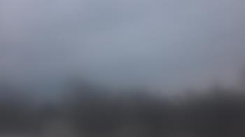 Weather camera view of Lincoln Elementary School.