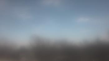 Weather camera view of Lincoln Elementary School.