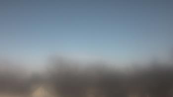 Weather camera view of Lincoln Elementary School.