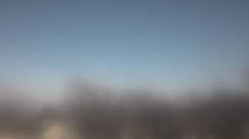 Weather camera view of Lincoln Elementary School.