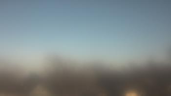 Weather camera view of Lincoln Elementary School.