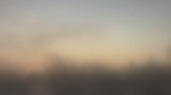 Weather camera view of Lincoln Elementary School.