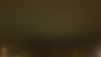 Weather camera view of Lincoln Elementary School.