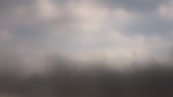 Weather camera view of Lincoln Elementary School.