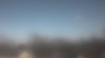 Weather camera view of Lincoln Elementary School.