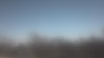 Weather camera view of Lincoln Elementary School.