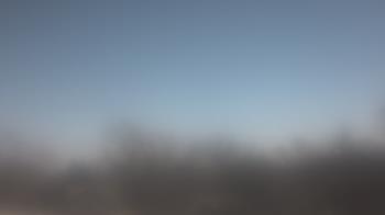 Weather camera view of Lincoln Elementary School.