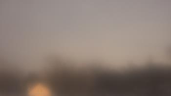 Weather camera view of Lincoln Elementary School.