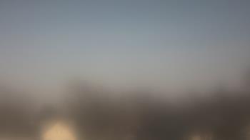 Weather camera view of Lincoln Elementary School.