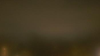 Weather camera view of Lincoln Elementary School.