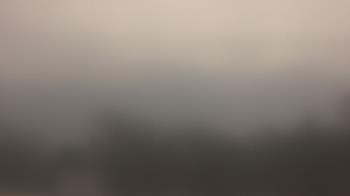 Weather camera view of Lincoln Elementary School.