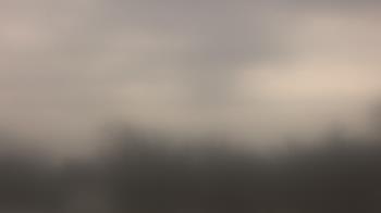 Weather camera view of Lincoln Elementary School.