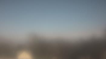 Weather camera view of Lincoln Elementary School.