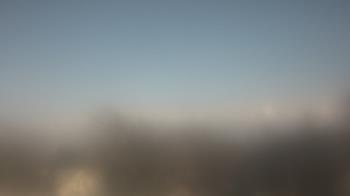 Weather camera view of Lincoln Elementary School.