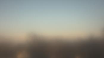 Weather camera view of Lincoln Elementary School.