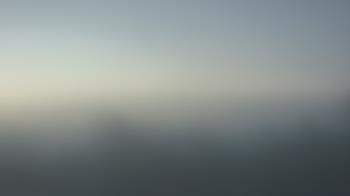 Weather camera view of Lincoln Elementary School.