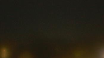 Weather camera view of Lincoln Elementary School.