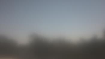 Weather camera view of Lincoln Elementary School.